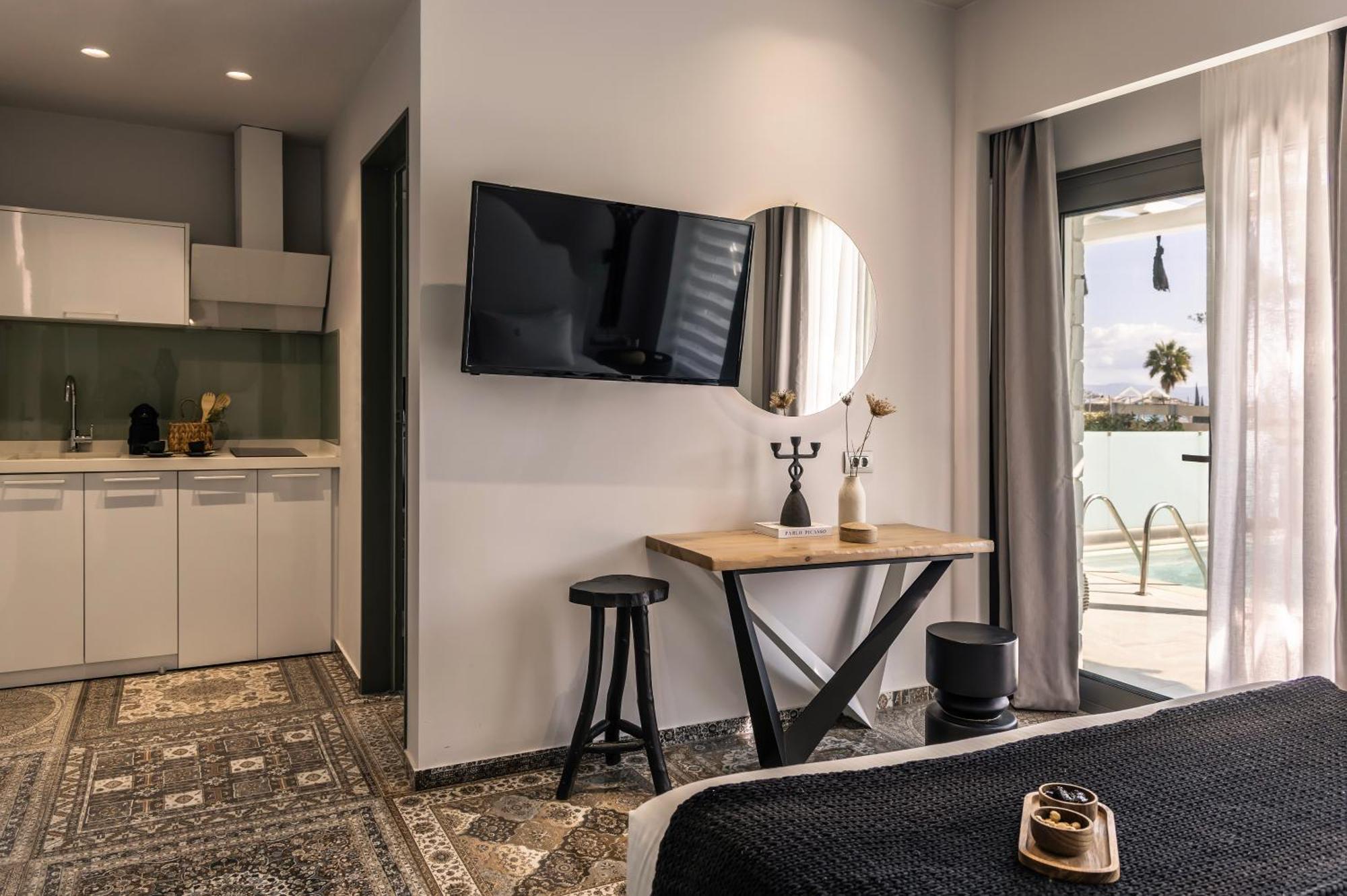 Blue Carpet Luxury Suites Pefkochori Exterior foto