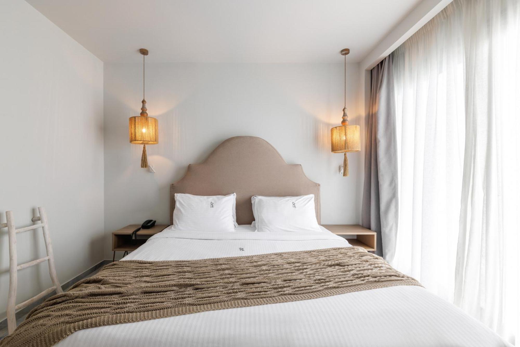 Blue Carpet Luxury Suites Pefkochori Exterior foto