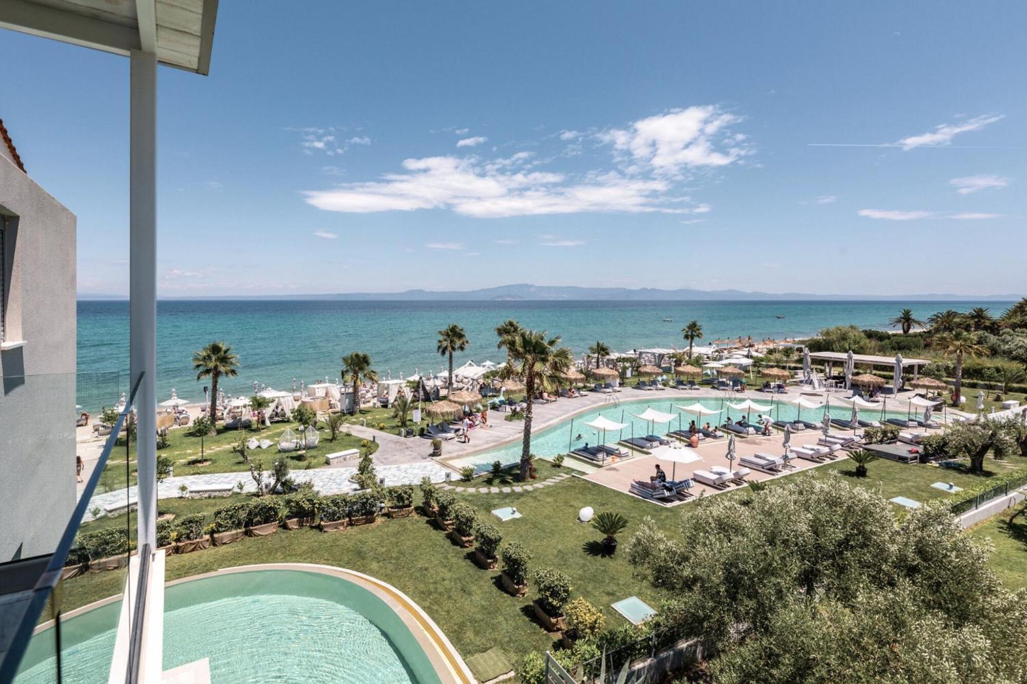 Blue Carpet Luxury Suites Pefkochori Exterior foto